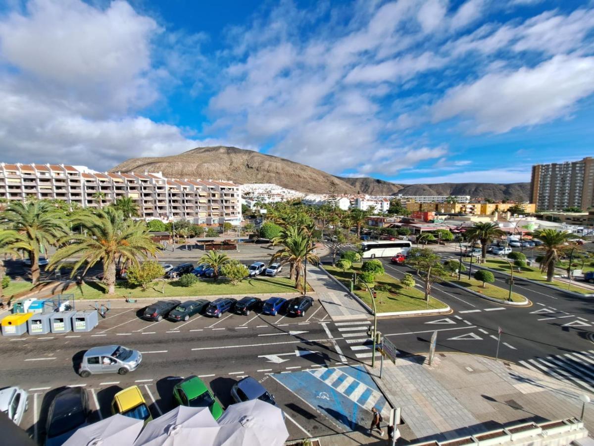 Newly Reformed 2 Bedroom Apartment In The Center Of Los Cristianos Los Cristianos (Tenerife) Exterior foto