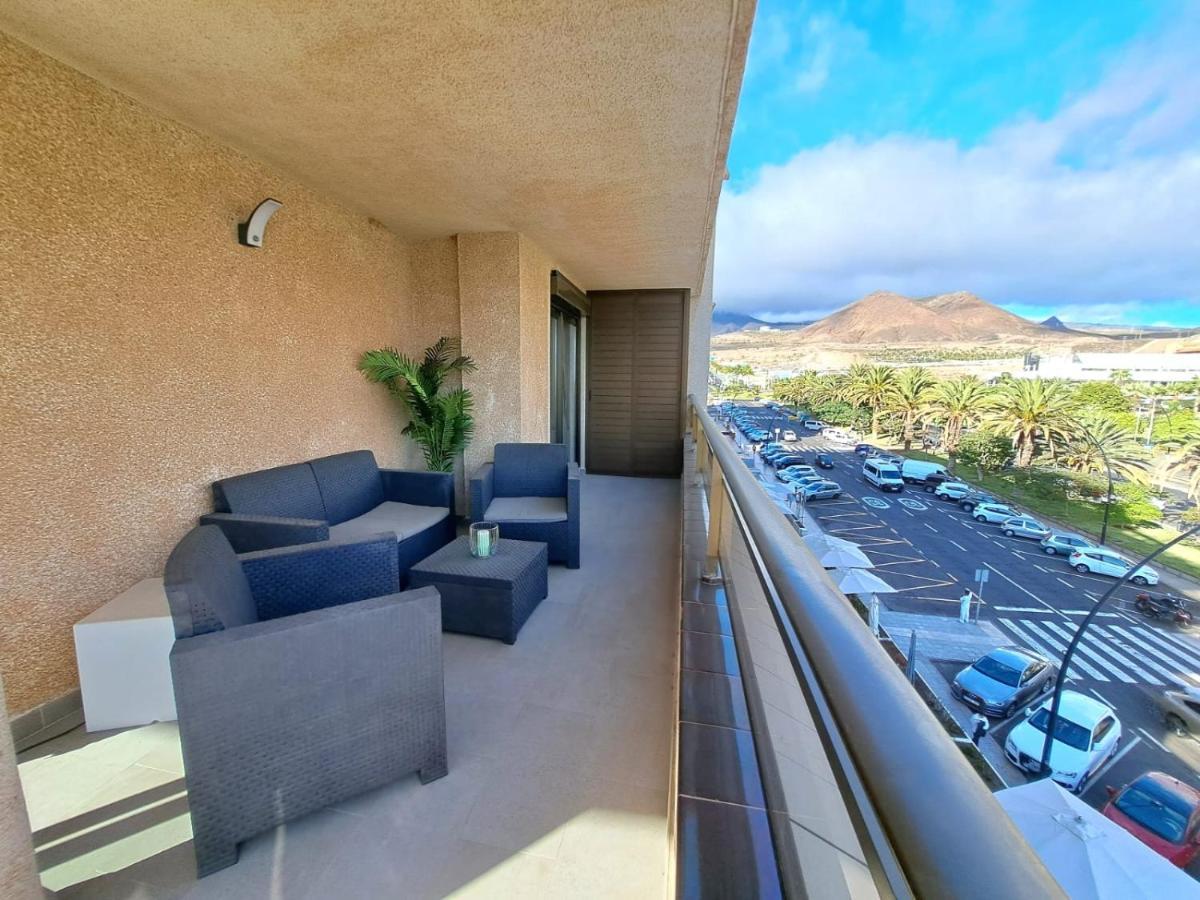 Newly Reformed 2 Bedroom Apartment In The Center Of Los Cristianos Los Cristianos (Tenerife) Exterior foto
