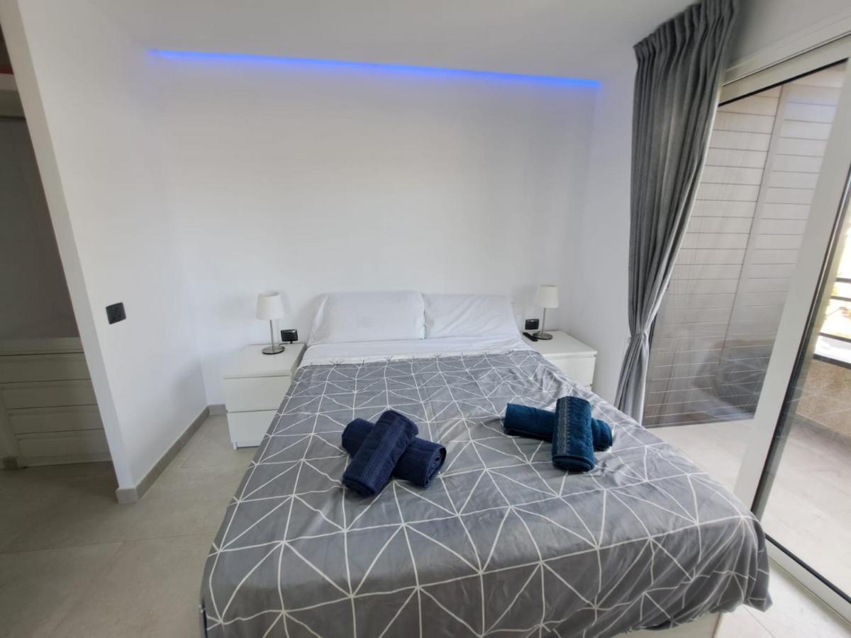 Newly Reformed 2 Bedroom Apartment In The Center Of Los Cristianos Los Cristianos (Tenerife) Exterior foto
